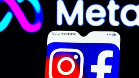 Thuật toán facebook 2025: meta “tung mồi” cực ngọt – nhưng đừng mắc câu!