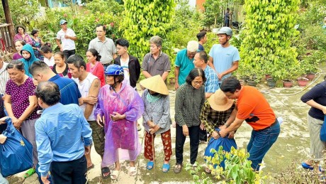 Chung tay hỗ trợ bà con Họ Mai miền trung năm 2025